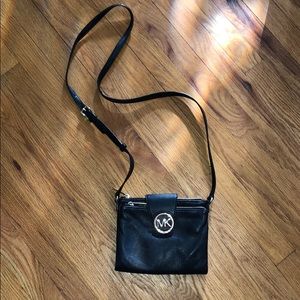 Black Michael Kors Crossbody